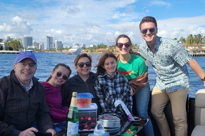Fort Lauderdale Private Boat Charter & Haulover Sandbar Day/Night