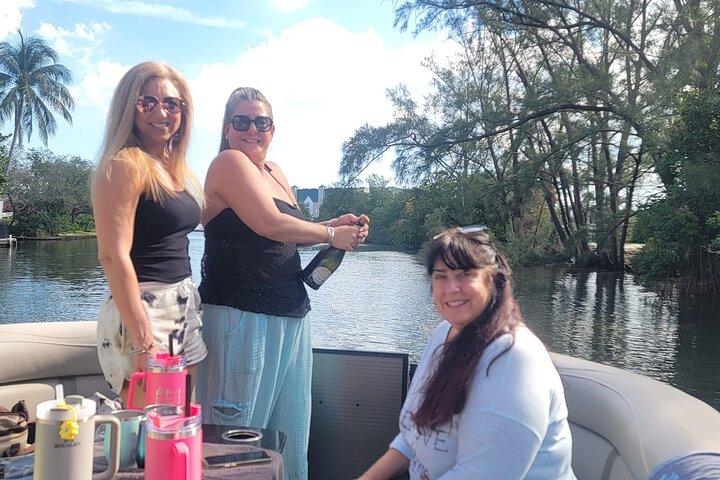 Fort Lauderdale Private Boat Charter & Haulover Sandbar Day/Night