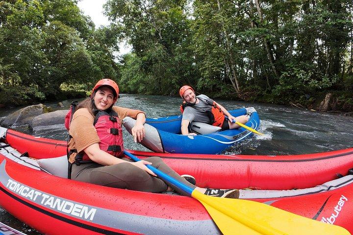 Private Kayak Adventure Experience in Río Celeste