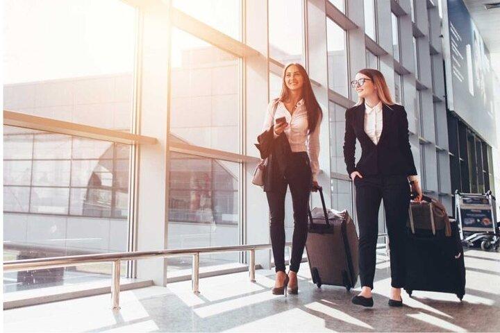 Transferência do Aeroporto Internacional de Dubai para qualquer lugar da cidade de Dubai