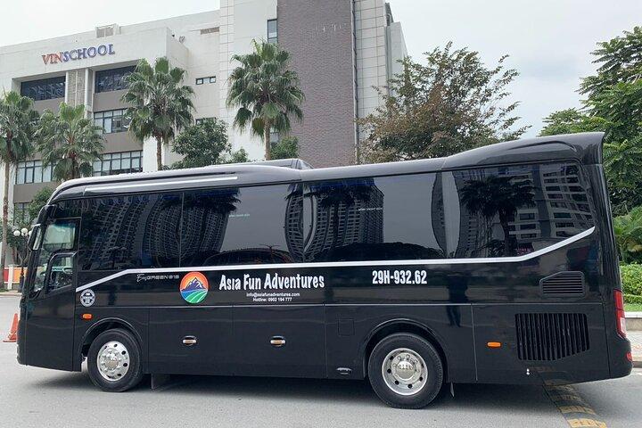 Transferbuss från Hanoi till Halong Bay