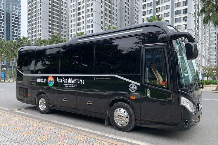 Trasferimento in bus navetta da Hanoi alla baia di Halong