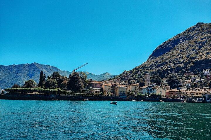 Tour en barco de madera por el lago Como (privado)