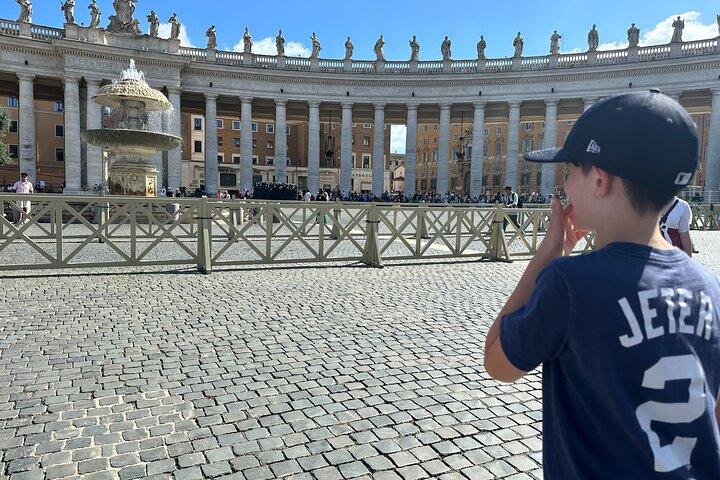 Vatican Treasure Hunt with Guided Tour for Families with Kids
