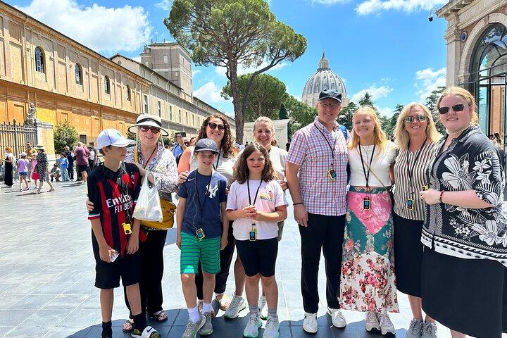 Vatican Treasure Hunt with Guided Tour for Families with Kids