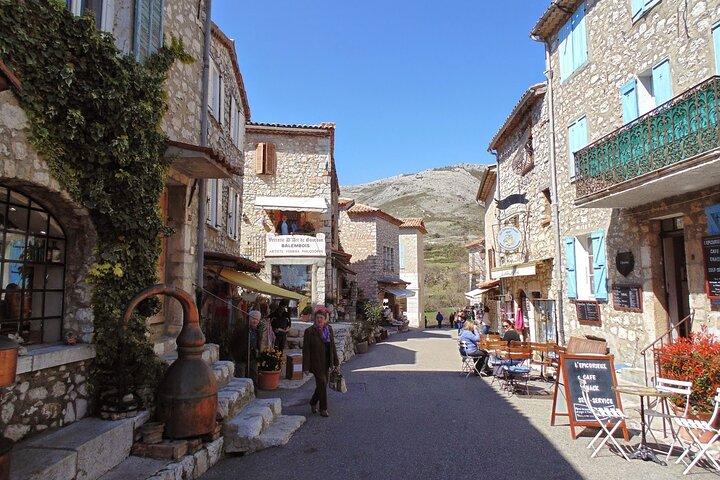 Villaggi Médiévaux,Grasse, Gourdon, Tourrettes sur Loup, St Paul