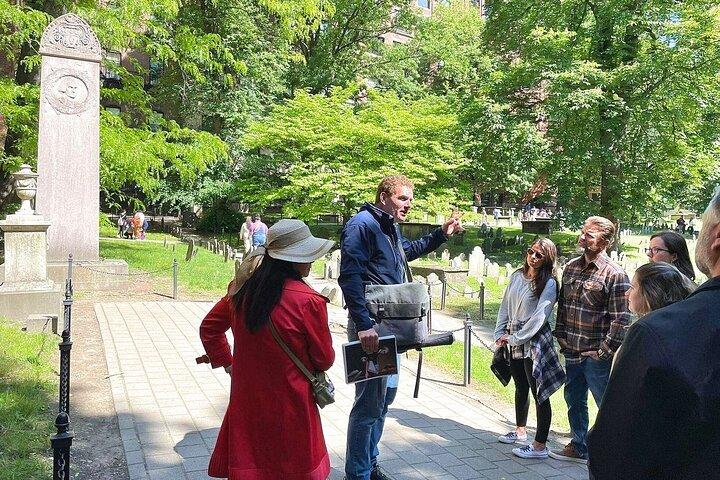 Den fulde revolutionære historie Epic Small-Group Boston Walking Tour
