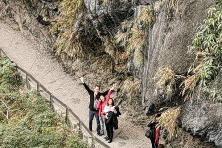 Excursão de Taipei a Hualien Taroko Gorge e Yilan Jiaoxi Hot Spring