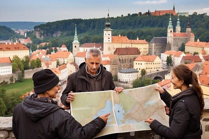 Traslado privado de Viena a Praga con parada en Hluboká o Český Krumlov