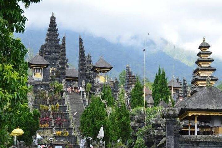 Temple Besakih, visite du riche patrimoine du village Tenganan à Bali