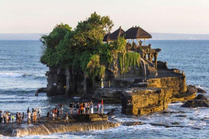 Hoteller i nærheden af Tanah Lot Temple, Rice Terrace og Twin Lake Tour