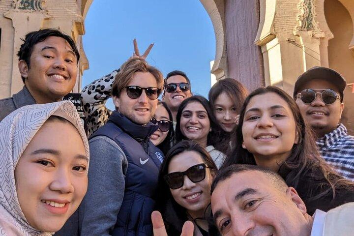 Walking Tour in Old Medina Fez with Official Guide