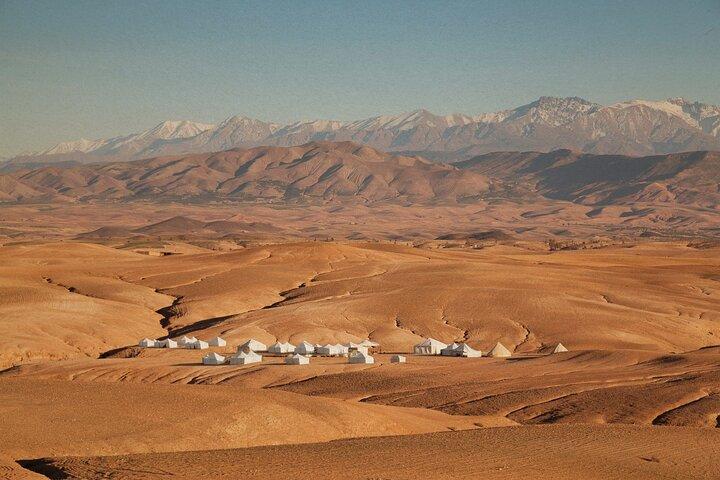 Agafay experience Moroccan lunch under a tent and Pick up