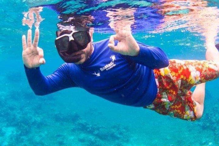 Roatan Reef snorkeling and tour.