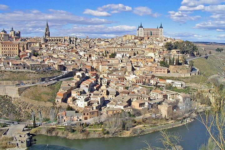 Toledo: tour privado de un día y aventura en bodega