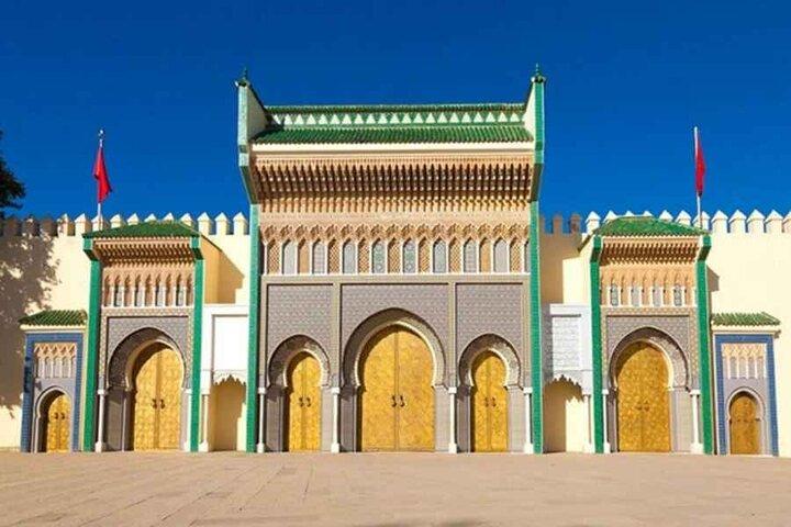 Tour privato di 4 giorni da Fes al deserto di Merzouga e Marrakech