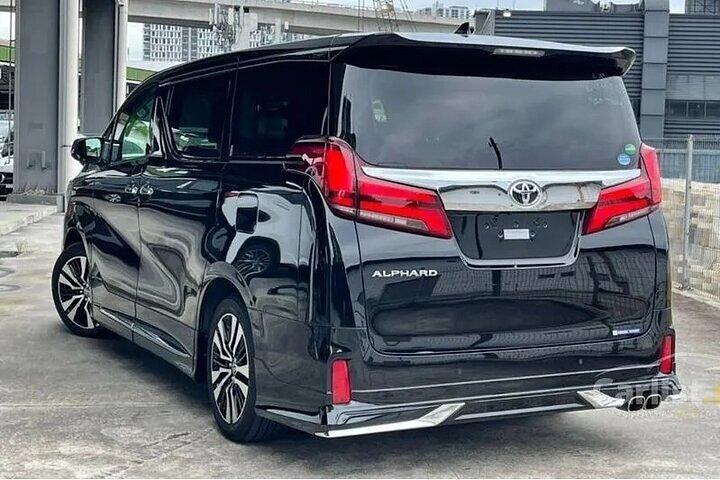 Minivan Abfahrt Bangkok oder Pattaya zum Flughafen Bangkok BKK