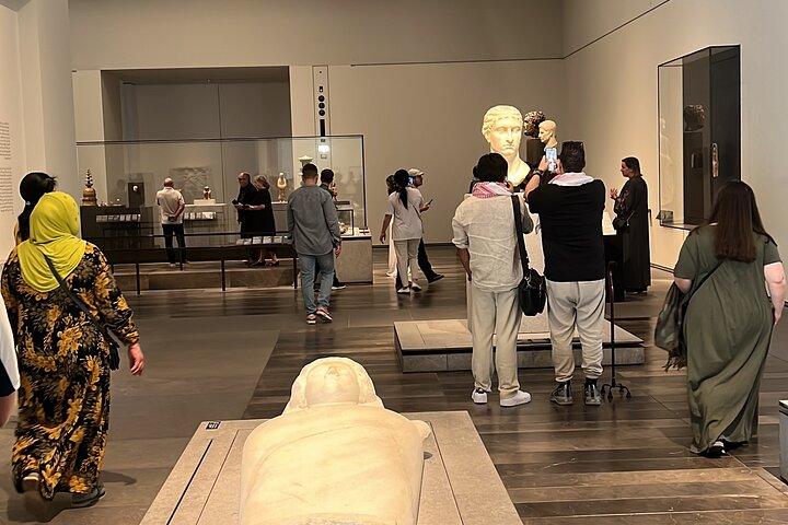 シェイクザイードグランドモスクとのアブダビシティ観光ツアー
