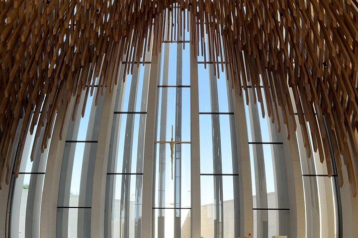 シェイクザイードグランドモスクとのアブダビシティ観光ツアー