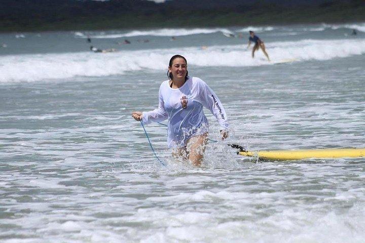 2-timers privat eller gruppe surf lektion i Tamarindo!