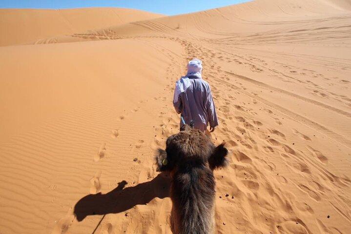 Tour grupal de 3 días desde Errachidia a Merzouga Luxury Desert Camp