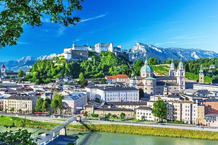 Transfer von Wien nach Salzburg mit 2 Stunden Sightseeing