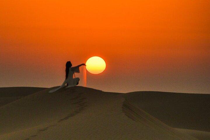 Premium Desert Safari: BBQ, Quad Bike & Sandboarding
