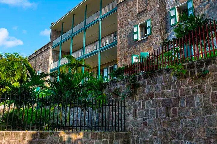 Nevis historiske vandretur