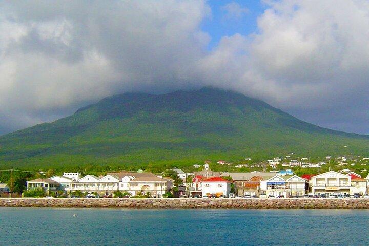 Nevis historiske vandretur