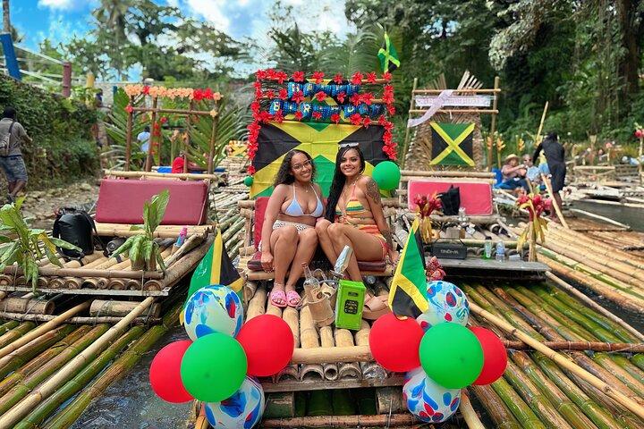 Rafting en bambou, Margaritaville et visite touristique à Ocho Rios