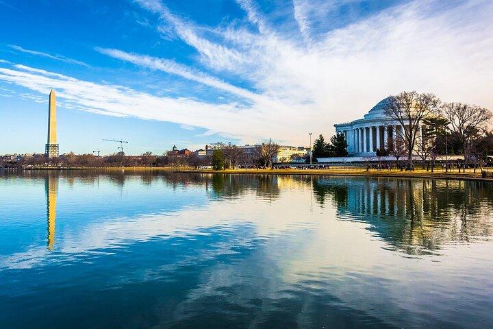 ニューヨーク発 フィラデルフィアとワシントンD.C. 2日間ツアー