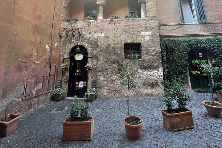 A Self-Guided History Tour of Rome's Jewish Ghetto