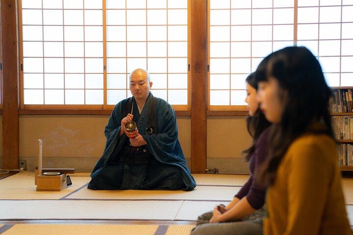 Meditação Zen de Tóquio no Templo Privado com Monge