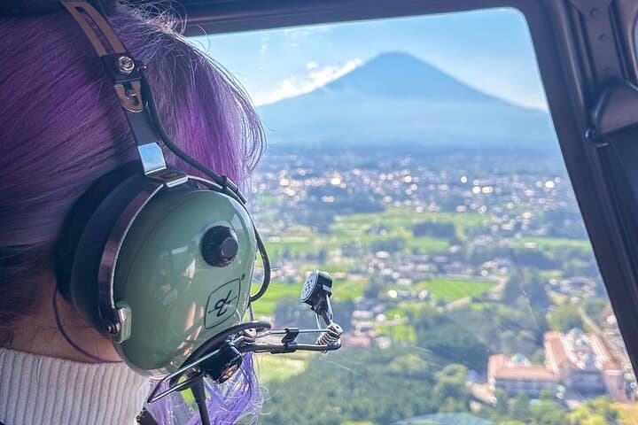 【TOKYO→FUJI】 Helicopter Oneway Transfer 35mins