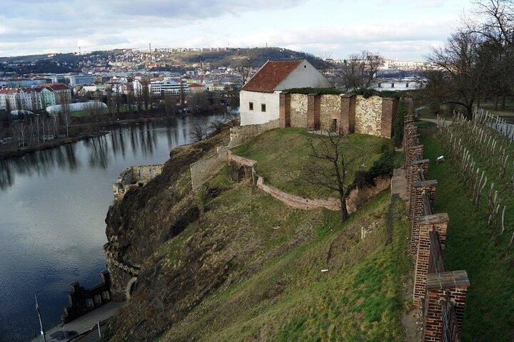 Visita guiada privada à histórica fortaleza de Vyšehrad