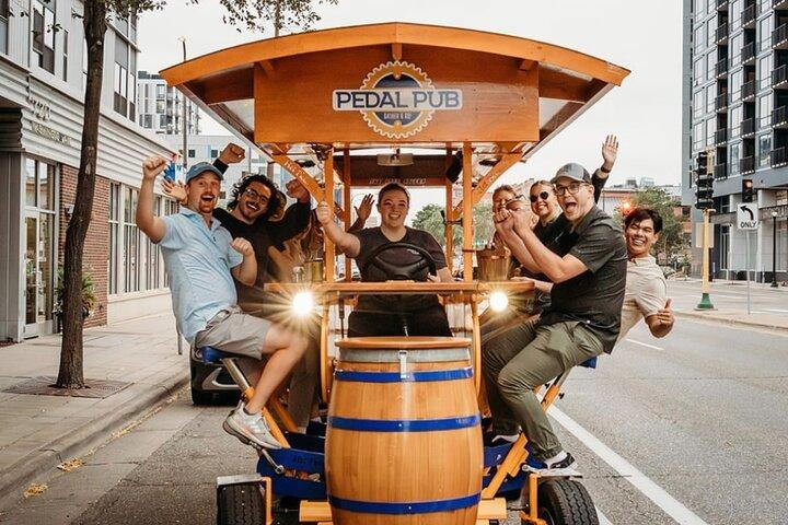 Tour público por pubs a pedales en Austin