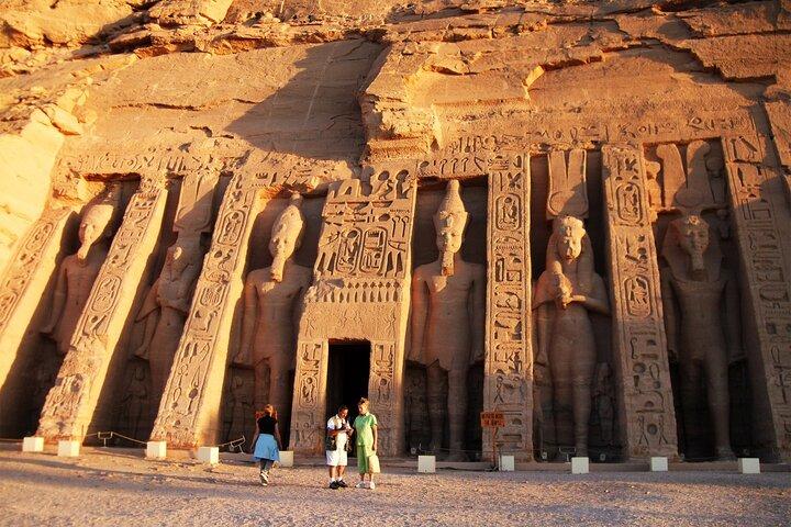 Privat rundtur till Abu Simbel-templen från Assuan med bil