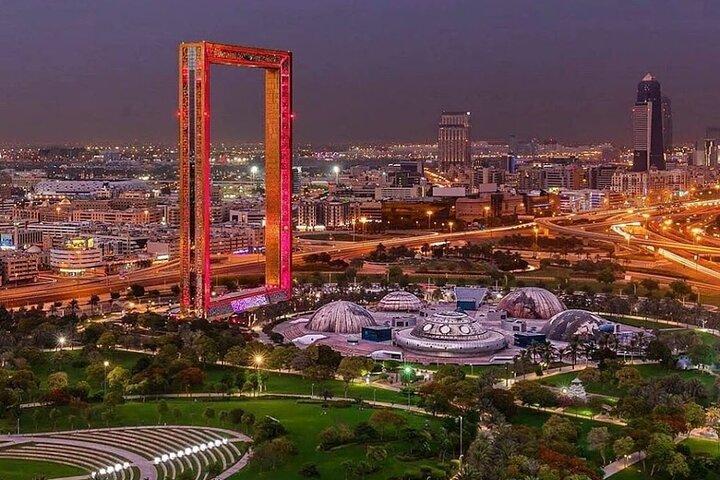 Dubai Frame et Burj Khalifa au sommet avec transferts privés