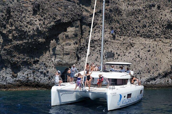 Cruzeiro de luxo na Caldera com uma rica refeição de churrasco e bebidas!
