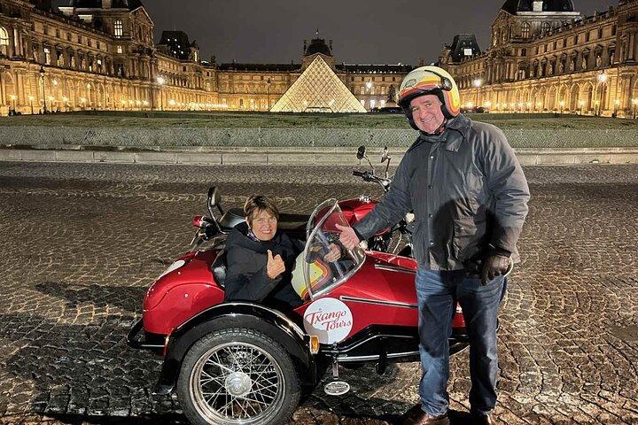 Private Sidecar Tour de Paris à noite com bebidas