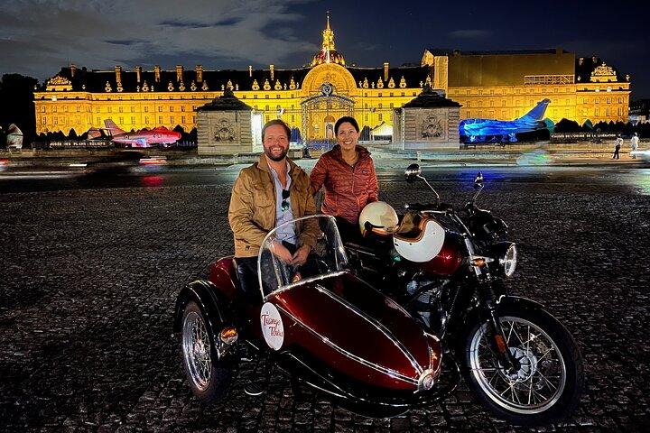 Private Sidecar Tour de Paris à noite com bebidas