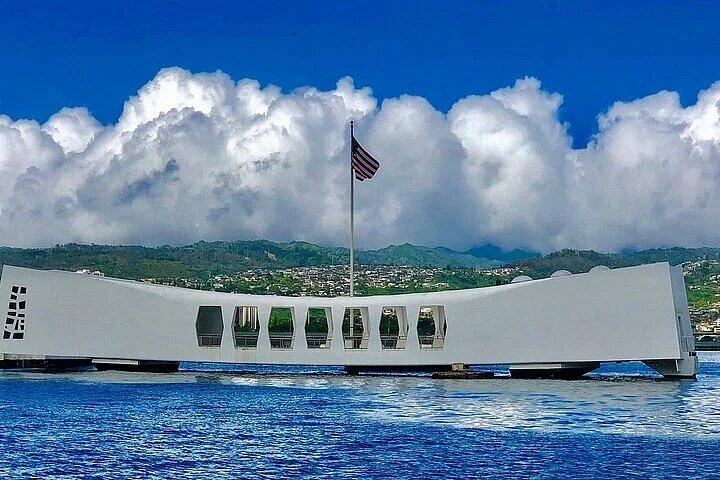 Privates Pearl Harbor USS Arizona Memorial
