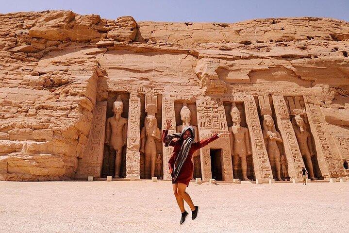 Crociera sul Nilo di 3 notti da Assuan a Luxor incluso Abu Simbel