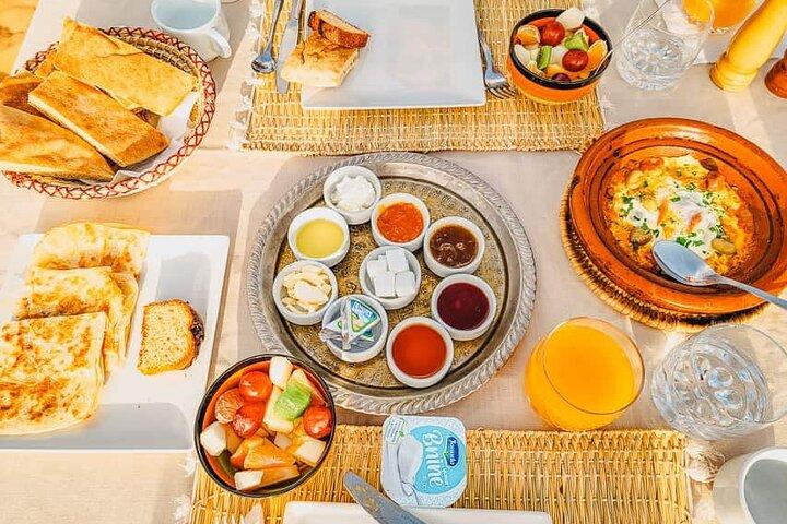 6 Days from Marrakech to Fes via the Sahara Desert & Chefchaouen