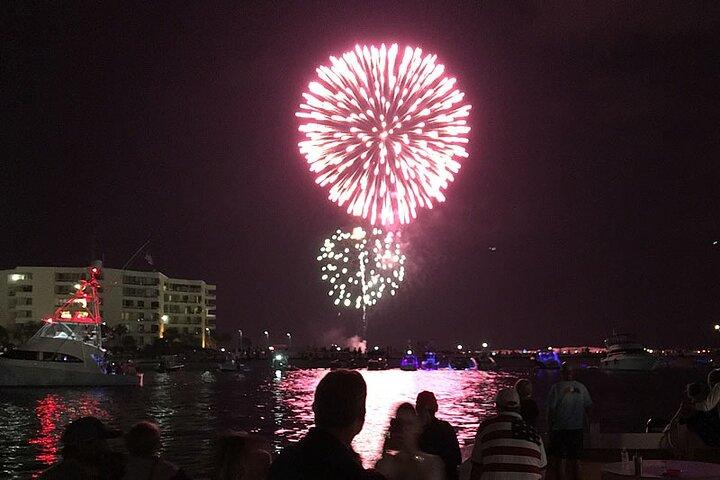 Destin Harbor fyrverkerikryssning