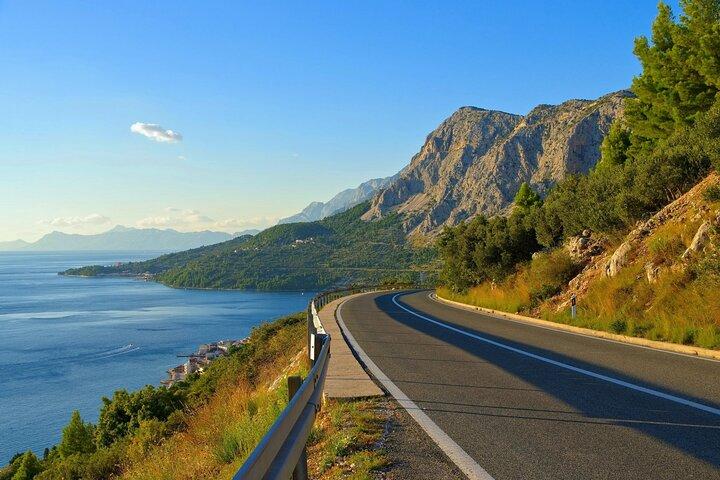 Privat envägsöverföring från Dubrovnik eller flygplatsen till Tivat