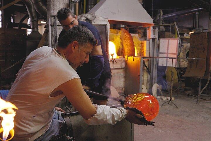 Experiência de sopro de vidro com Glass Master