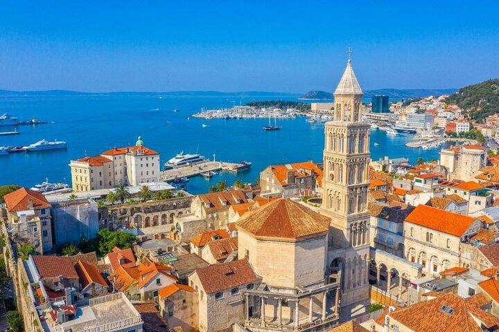 Traslado privado de ida desde Trogir a Split