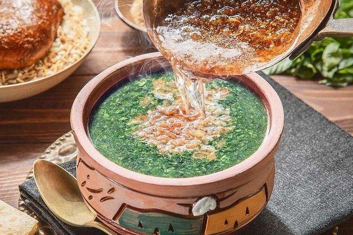 10 月 6 日市で地元の人々と行くエジプト料理グルメ ツアー