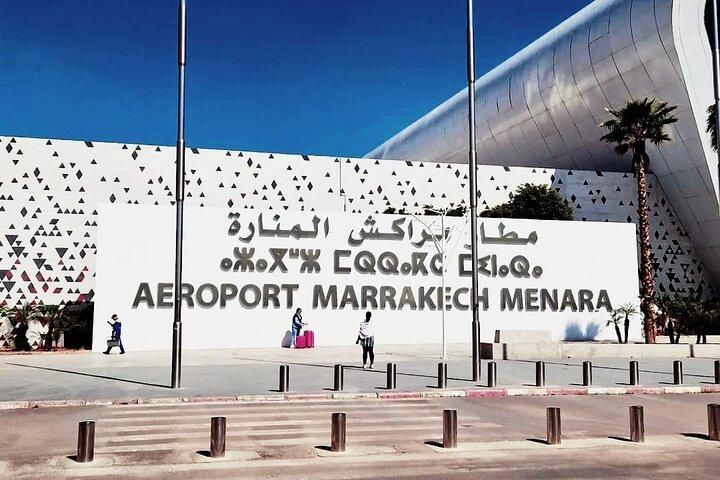 Transferência privada do aeroporto de Marrakech para hotéis/Riads de Marrakech